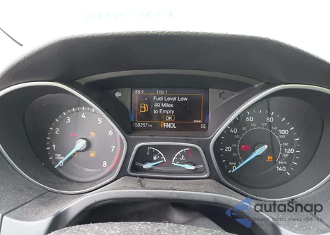 2017 Ford Focus Se z USA, uszkodzony, nr VIN 1FADP3F23HL274543